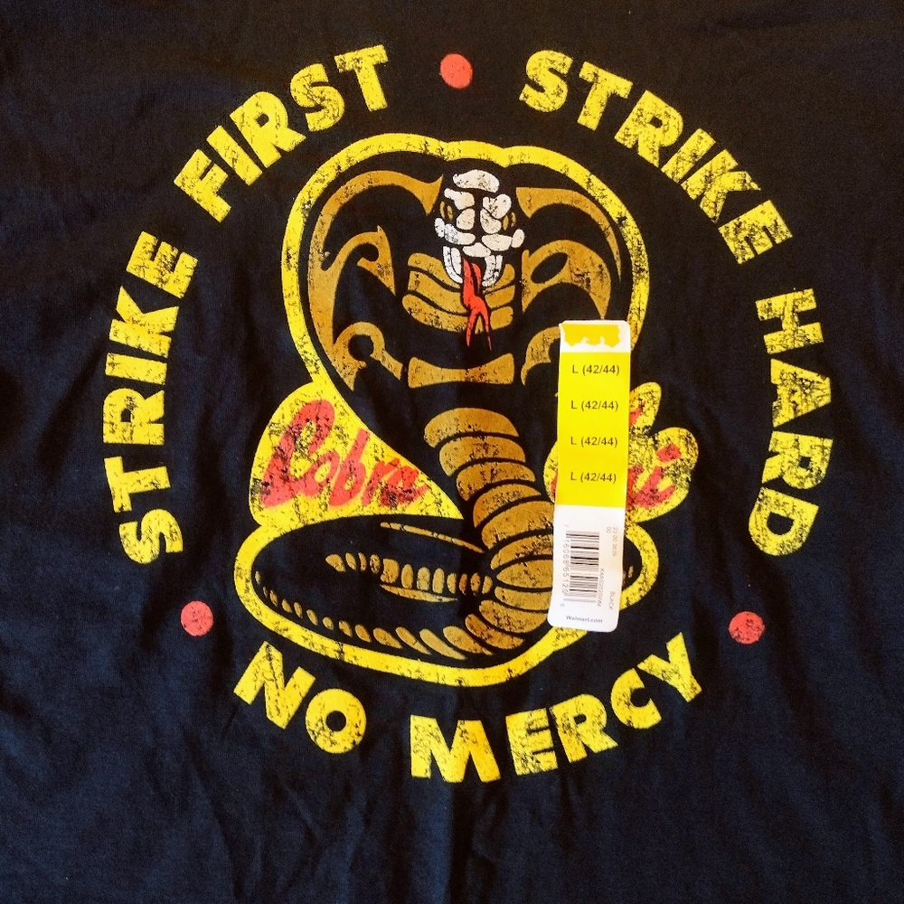 NWT Cobra Kai Karate Kid tshirt Size Large